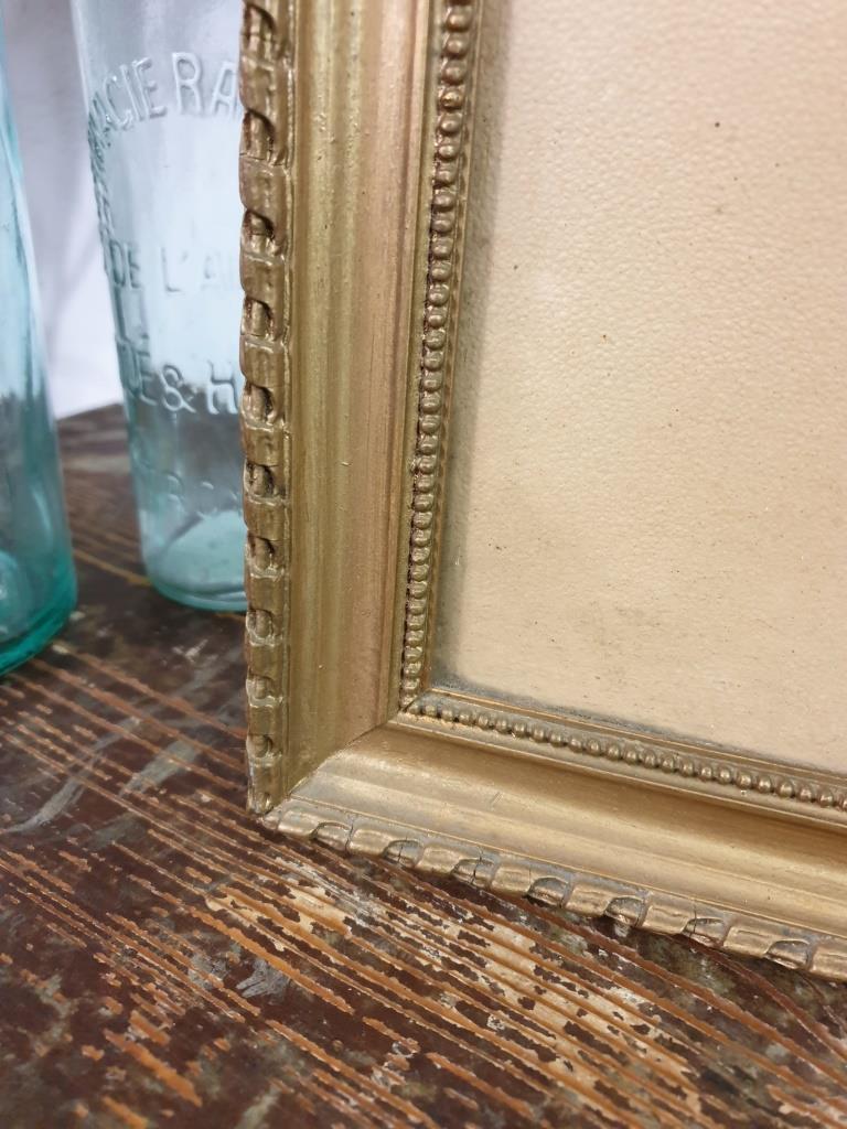 Ancient table peony bouquet