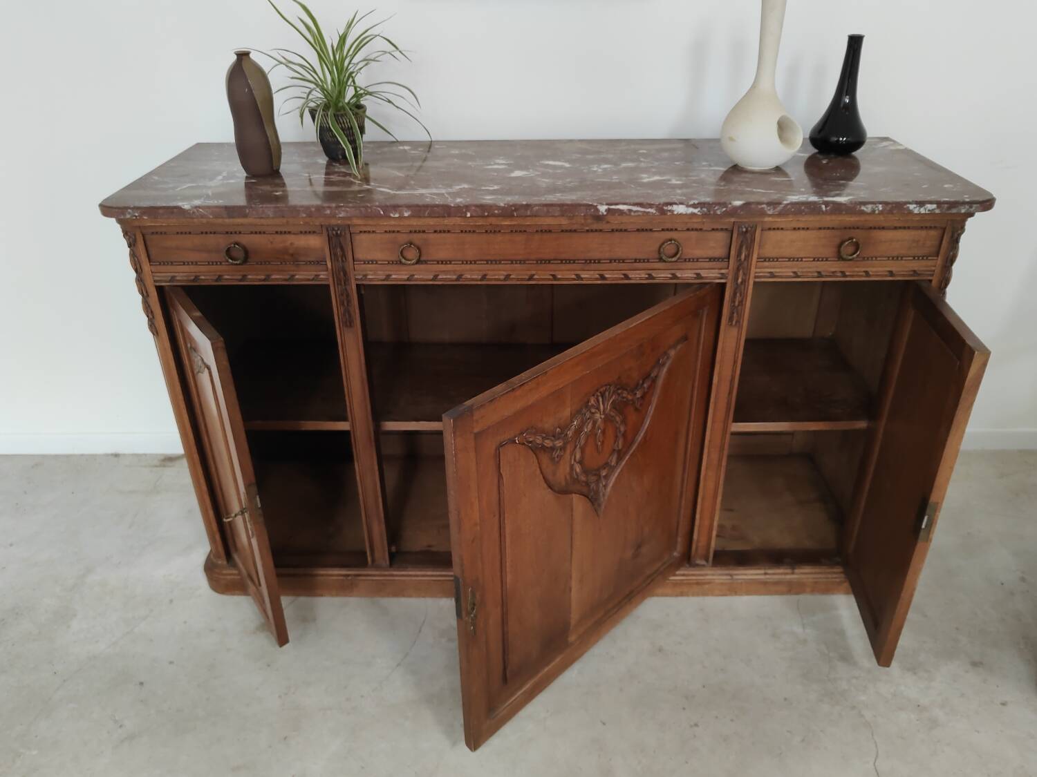 Antique Louis 16 style sideboard, marble
