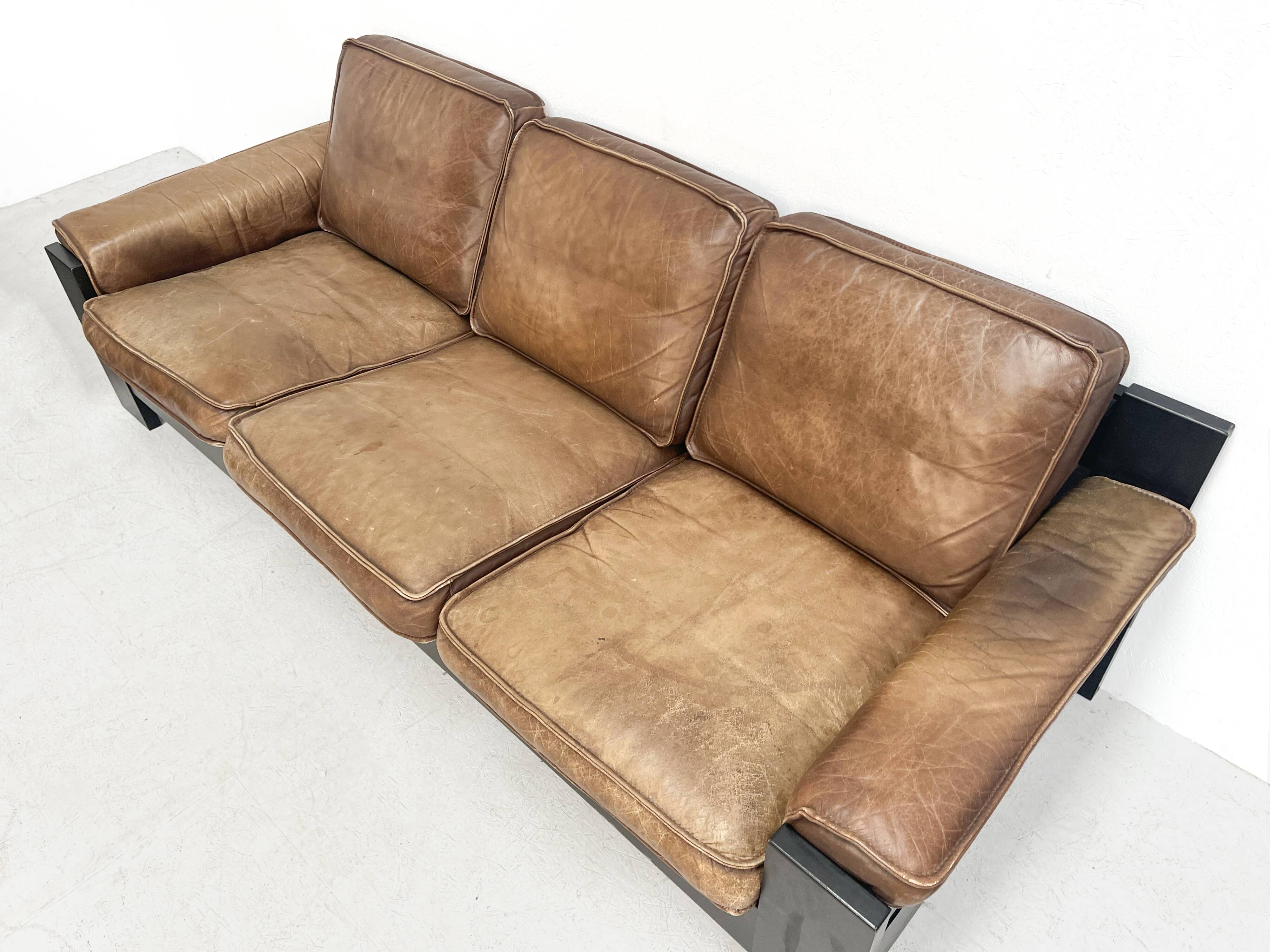Brown leather sofa set Leolux