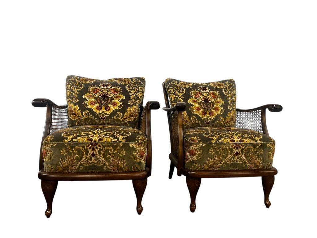 Set of 2 vintage wooden club armchairs