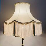 Lampadaire Art Déco époque début XXe en laiton massif, abat jour chapiteau