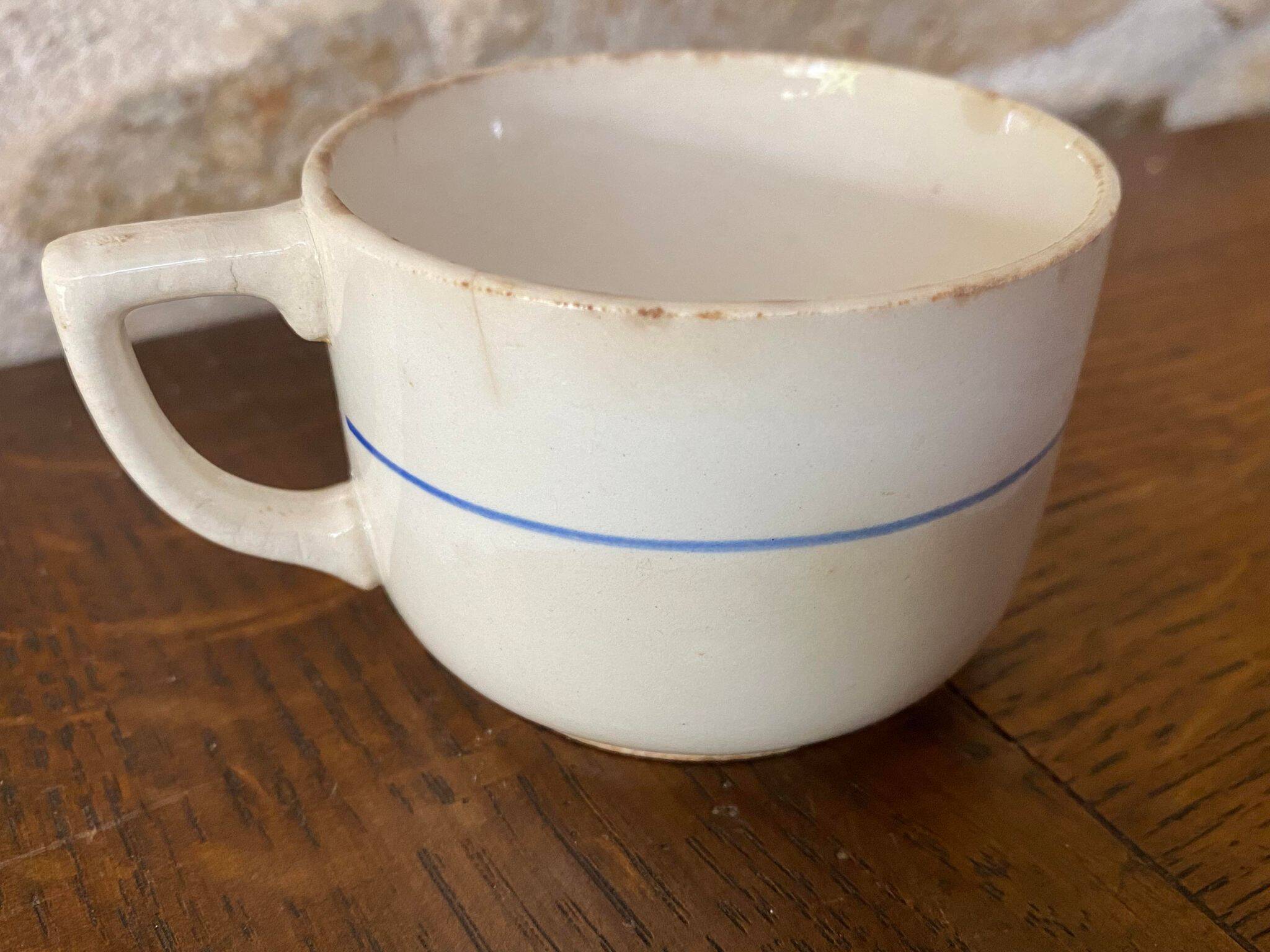 Earthenware cup from Sarreguemines Digoin model Annette