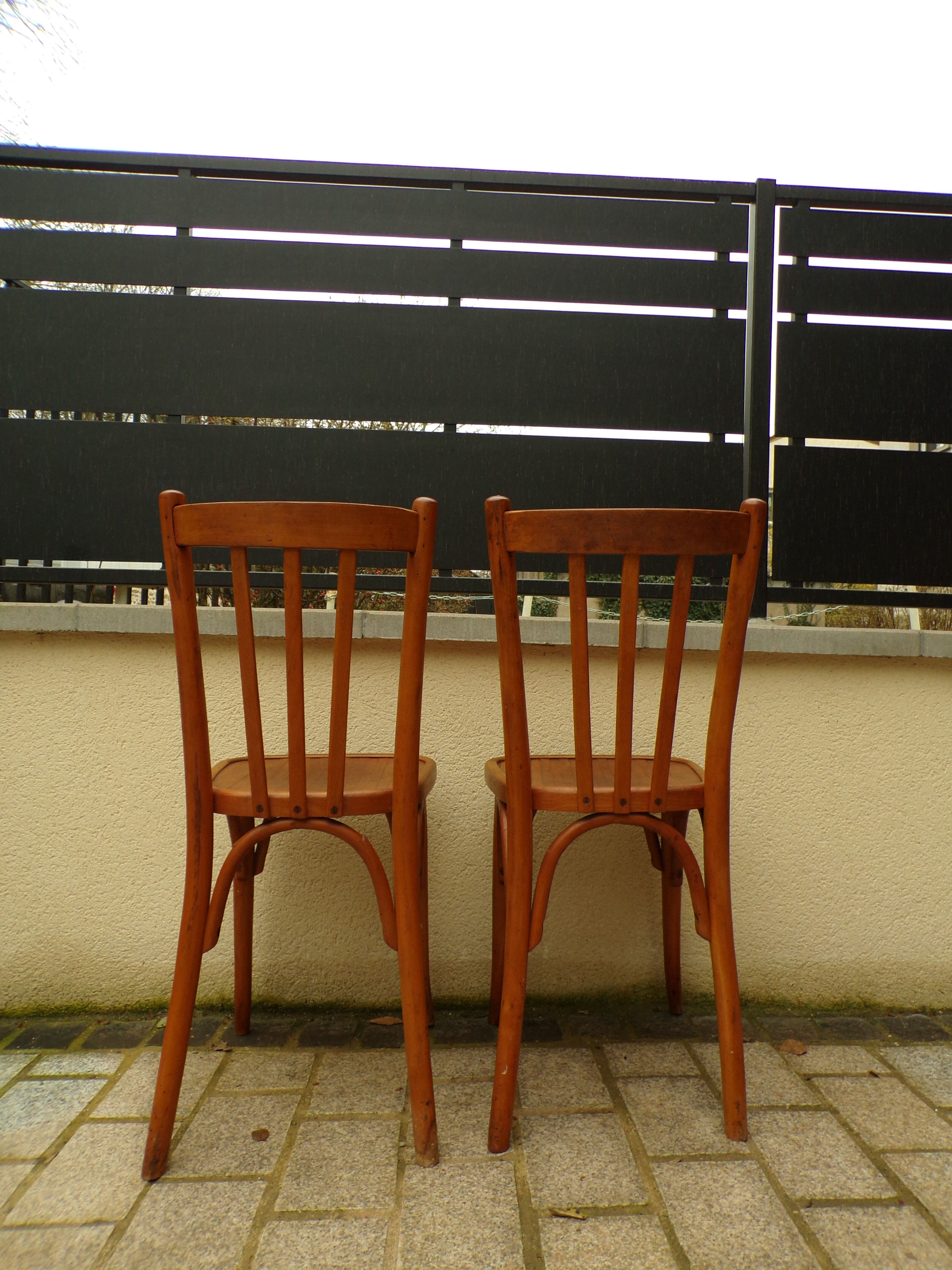 Pair of Mahieu bistro chairs in curved wood