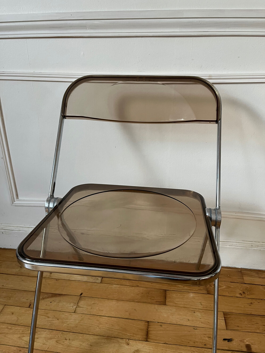 Plia folding chair by Giancarlo Piretti Castelli