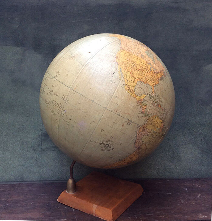 Globe 1946