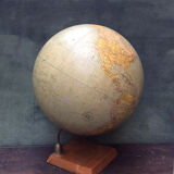 Globe 1946