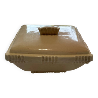 Yvon Roy large volume soup tureen