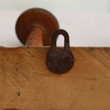 Ancien porte-manteaux en bois