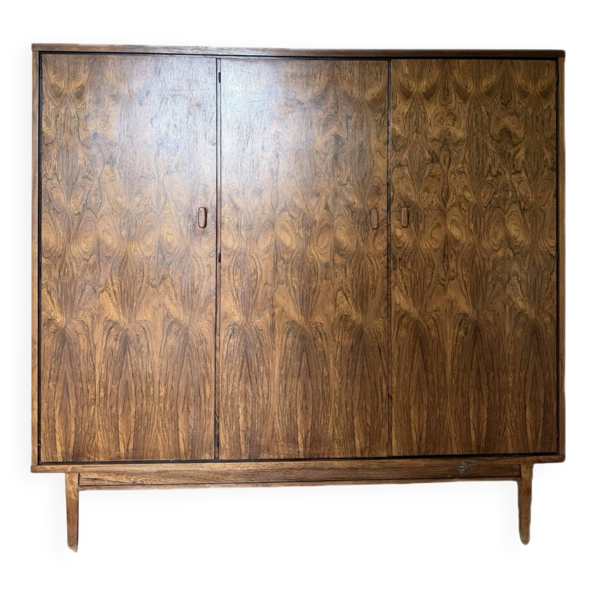 armoire scandinave 1960