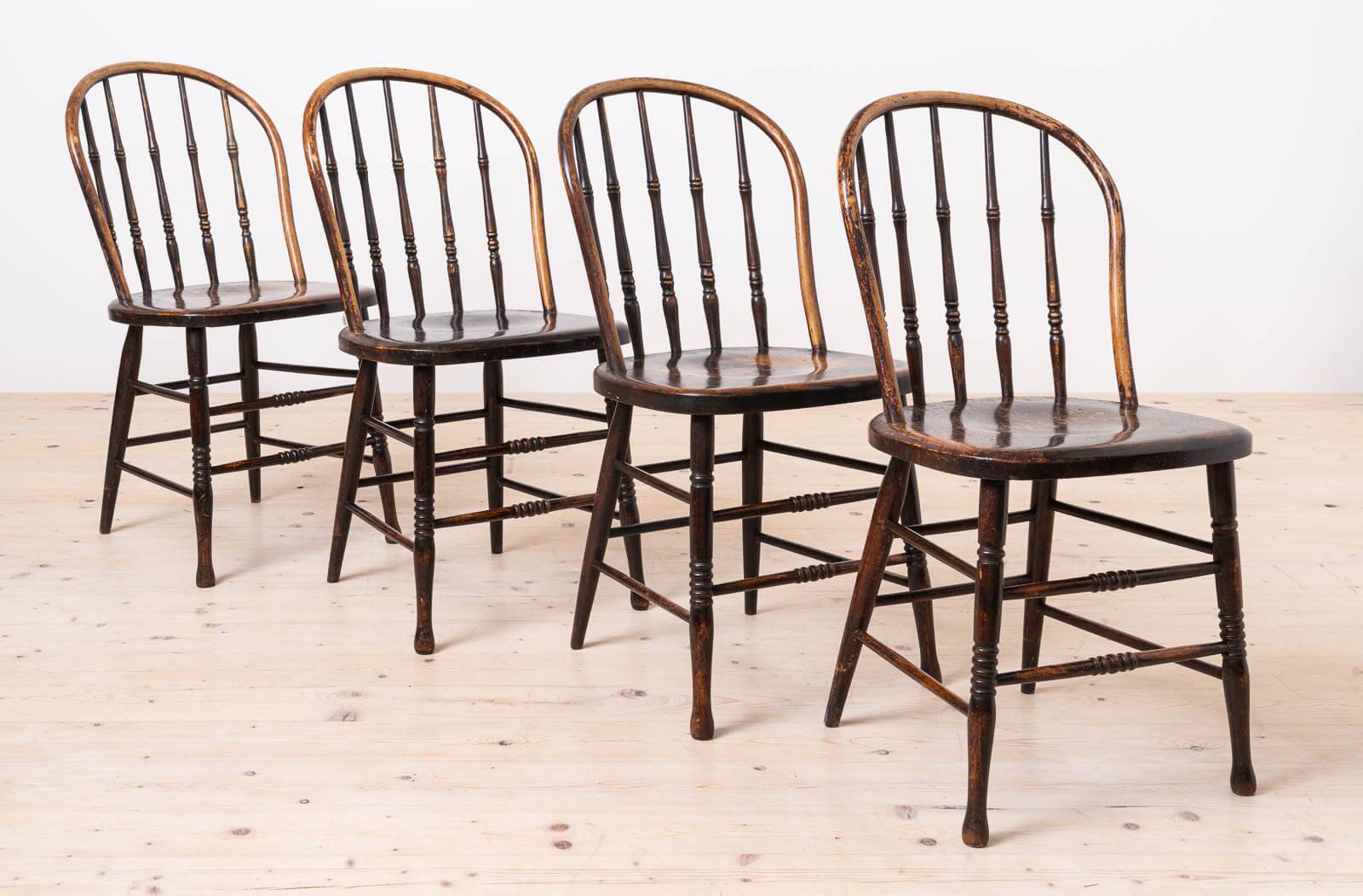Set of 4 Countryside Style Dining Chairs, Spindle Back, Early 20th Century