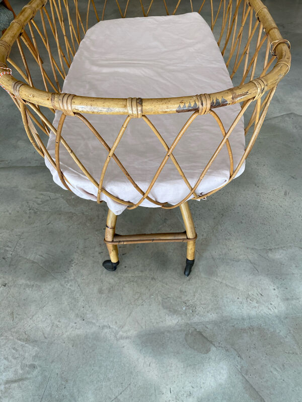 Berceau en rotin avec matelas