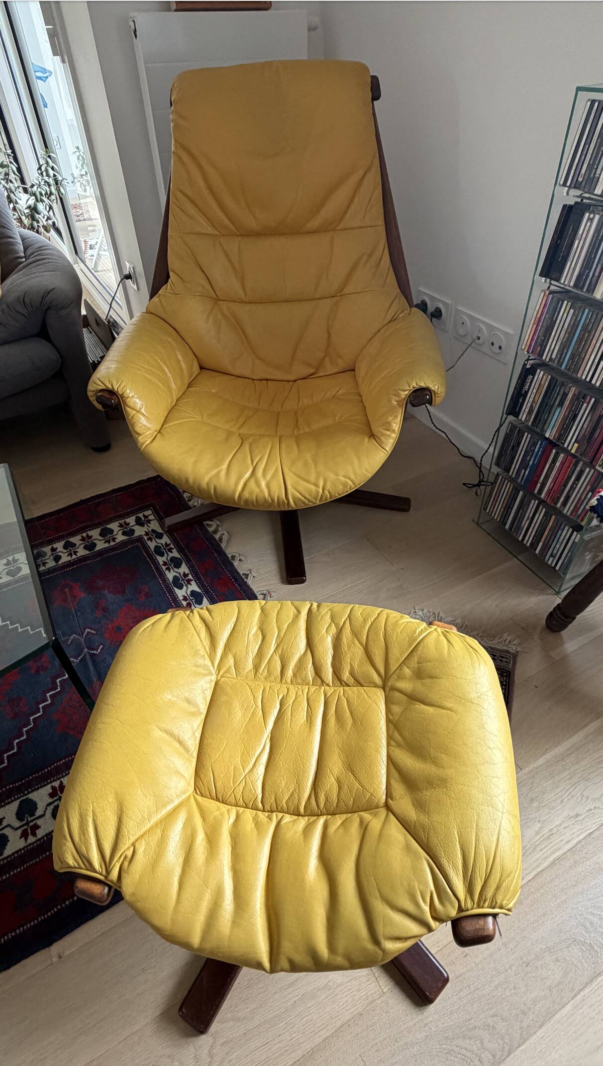 leather armchair + footrest
