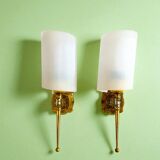 Paire d'appliques en laiton et acrylique, France 1960