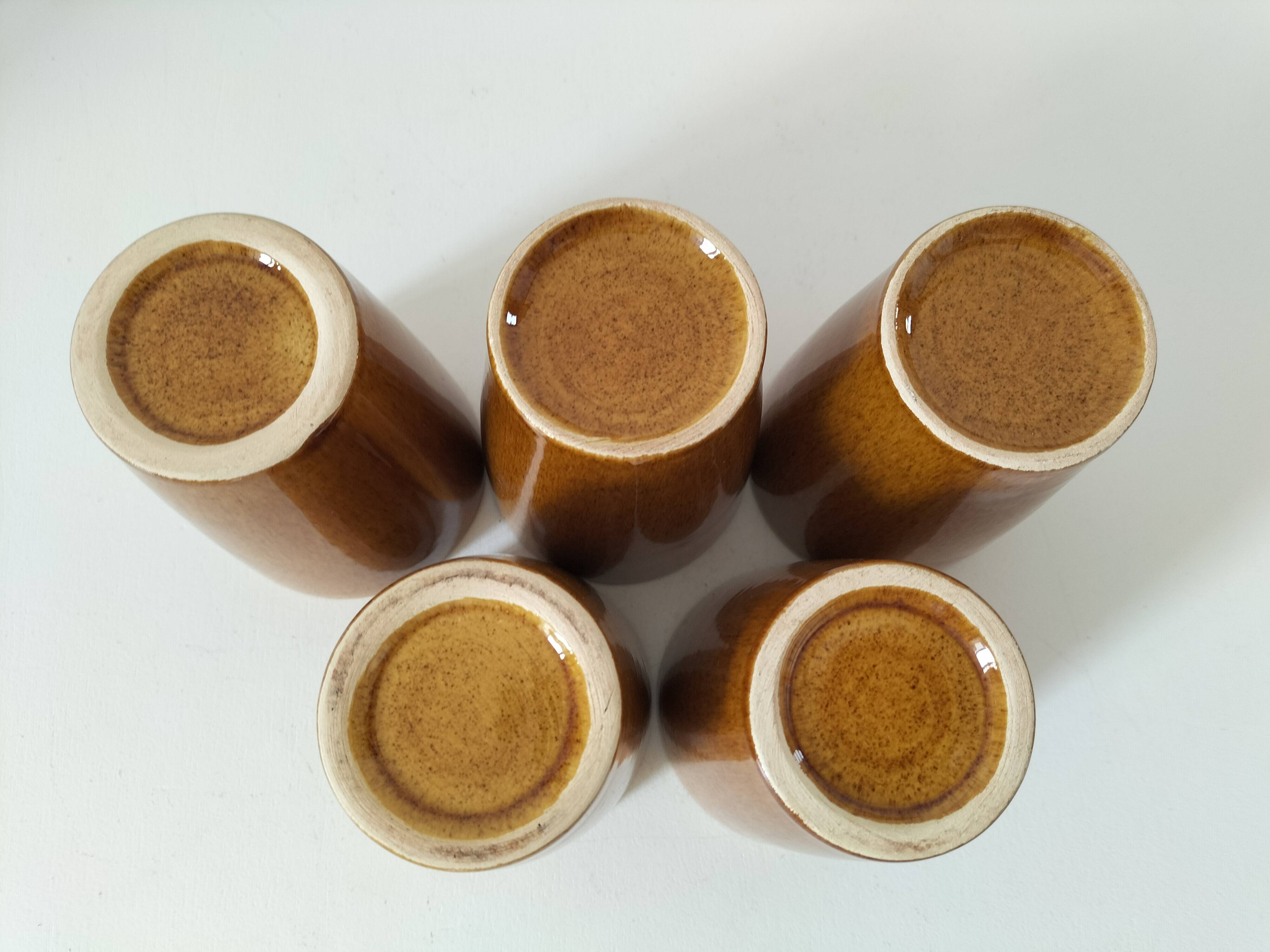 5 vintage caramel glazed stoneware cups, 70s crafts
