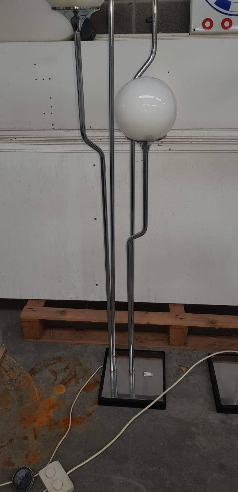 Lot de deux lampadaires italiens en chrome Goffredo Reggiani des années 1960