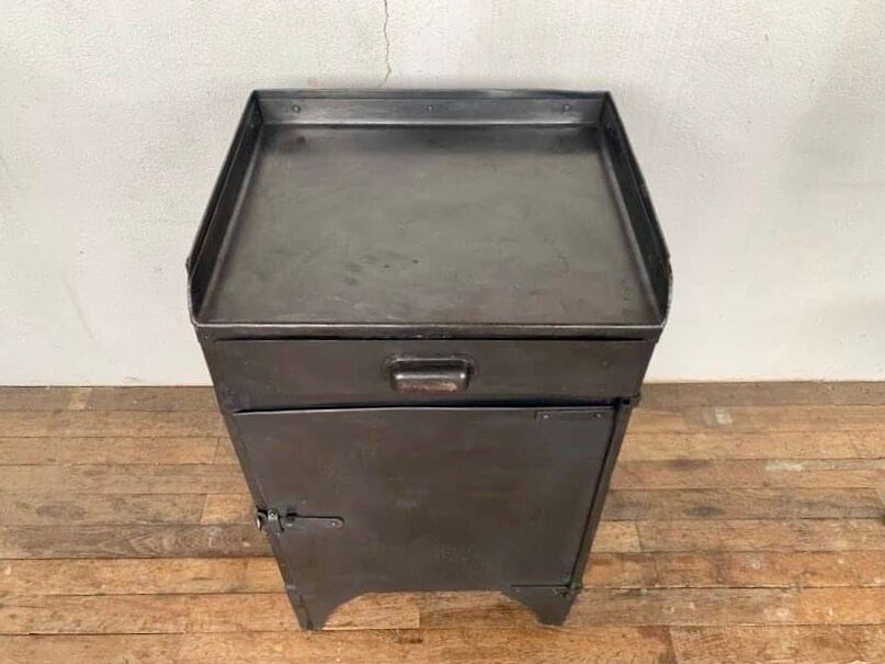 Old Industrial workshop furniture with 1 door 1 drawer in patinated iron