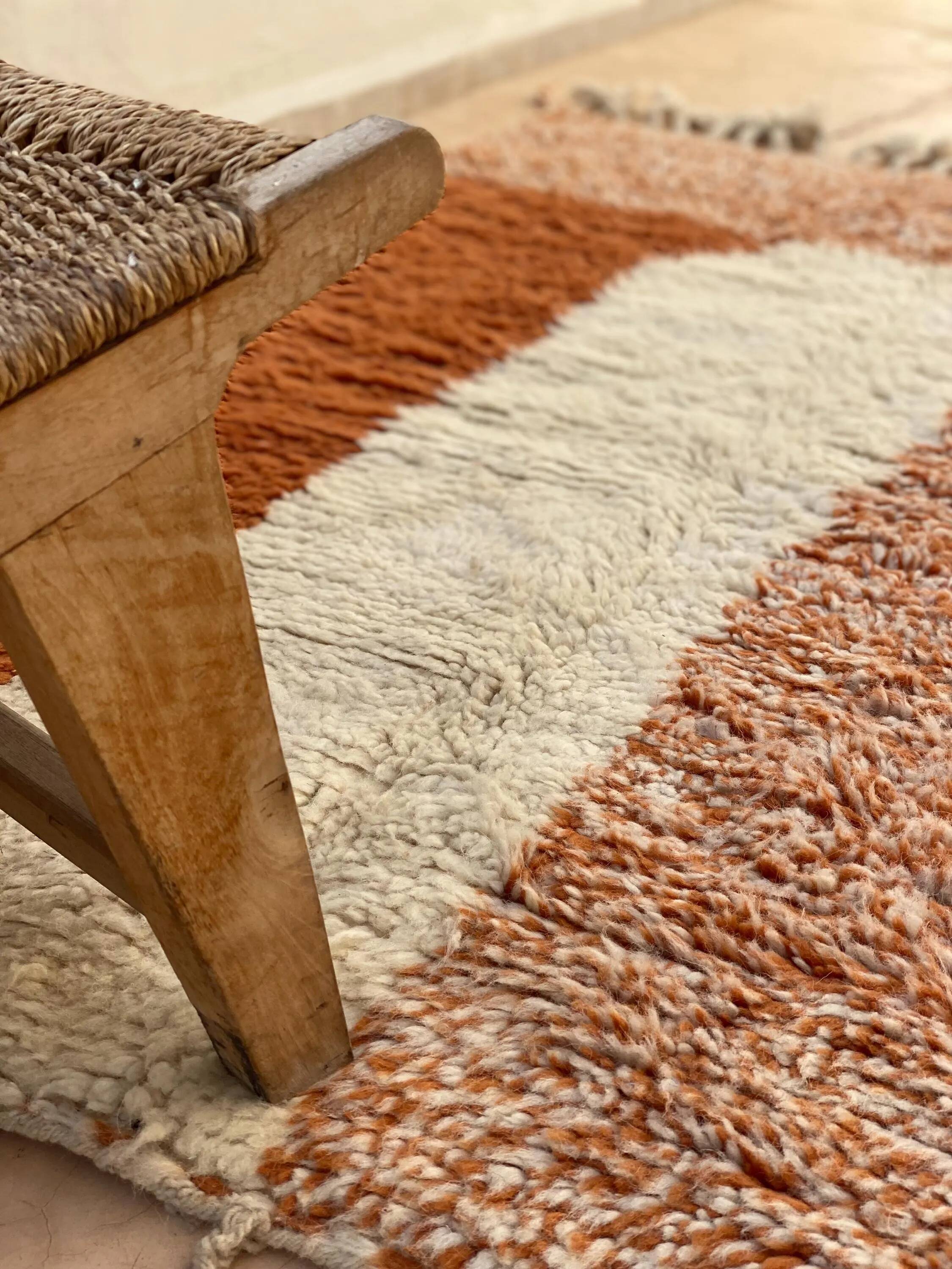 Traditional Moroccan rug, natural wool, 3 x 2 m.