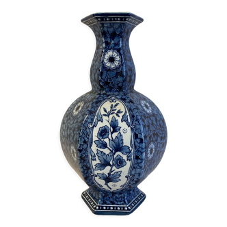 Vase earthenware blue and white floral motifs