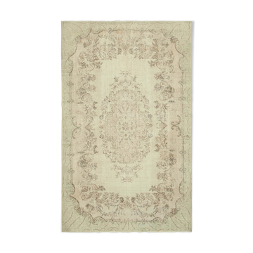 Handmade rustic oriental beige rug 195 cm x 303 cm