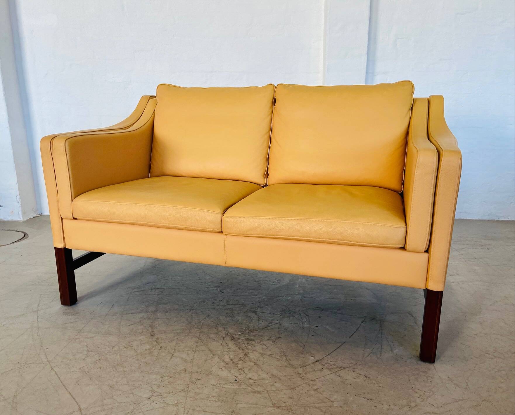 VINTAGE DANISH RETRO SKIPPER 2 PERSON SOFA IN BUTTERMILK LEATHER