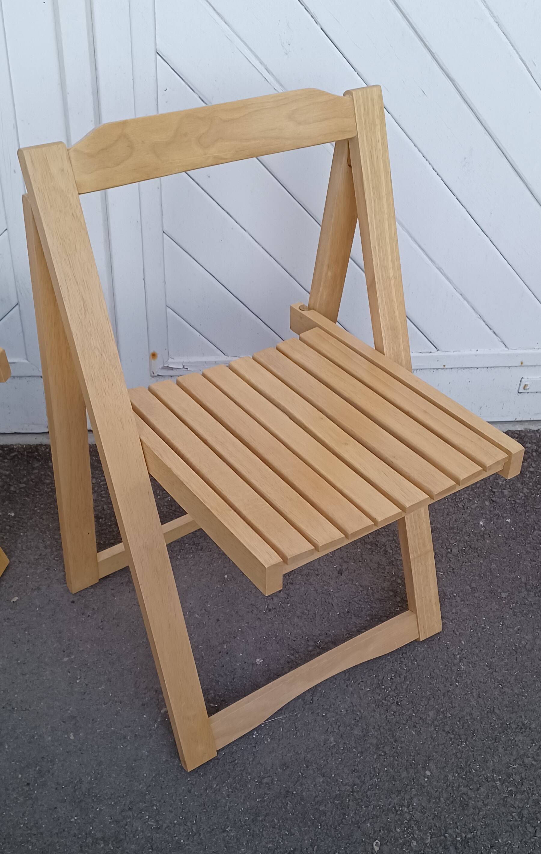Paire de chaises pliantes en hêtre vintage