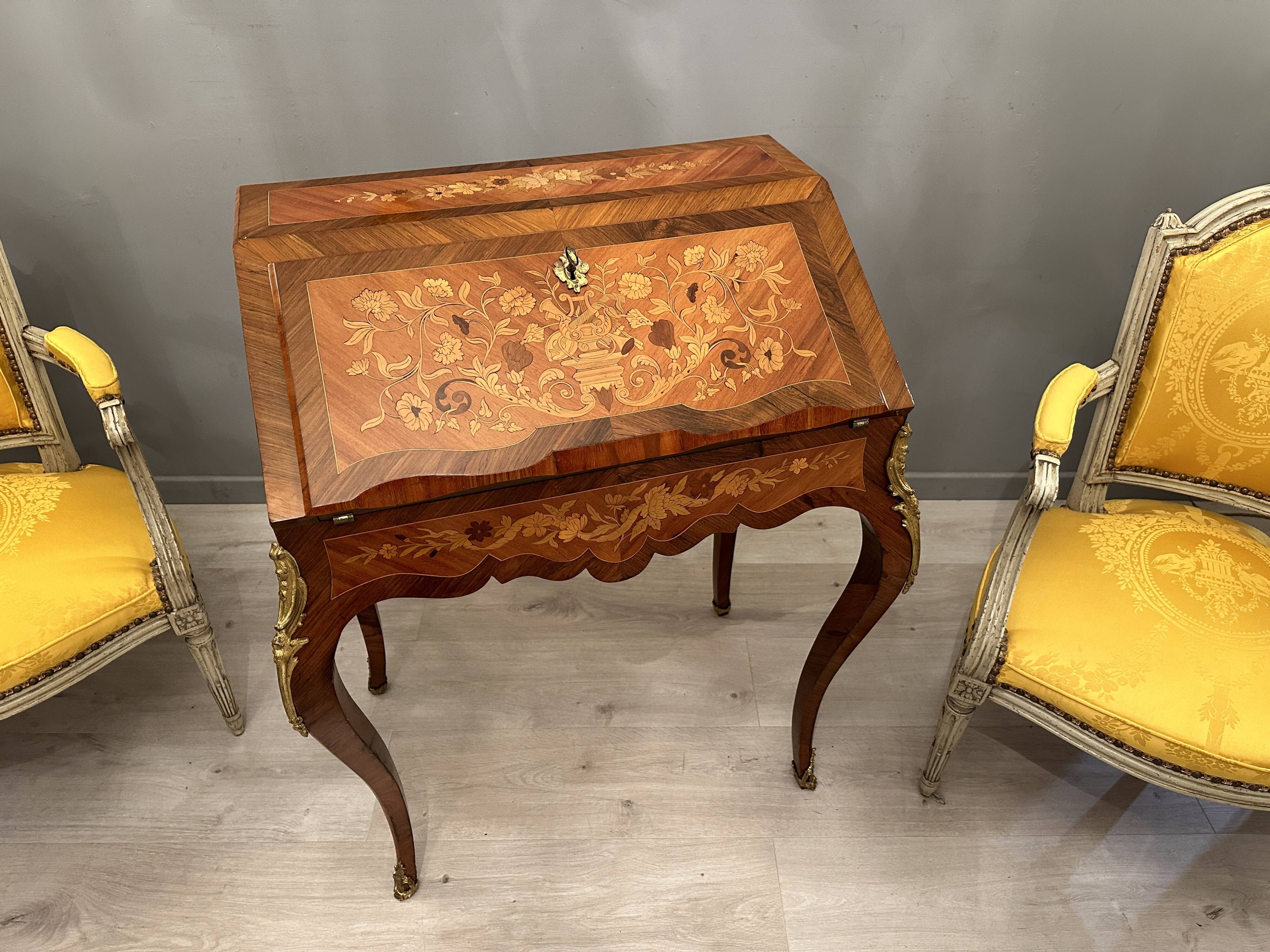 Writing desk in marquetry of the napoleon III period around 1870