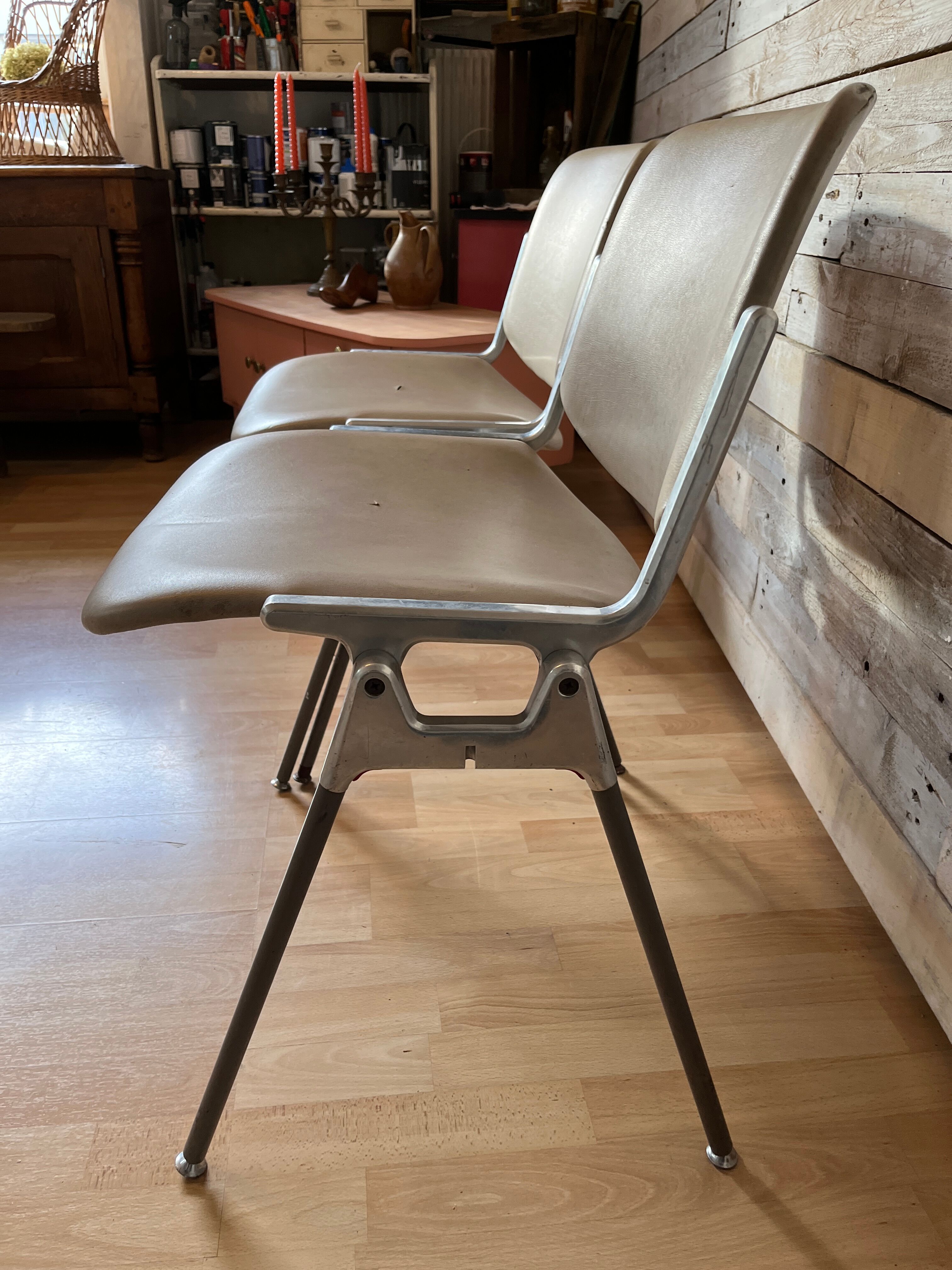 Pair of stackable chairs by Giancarlo Piretti for Castelli