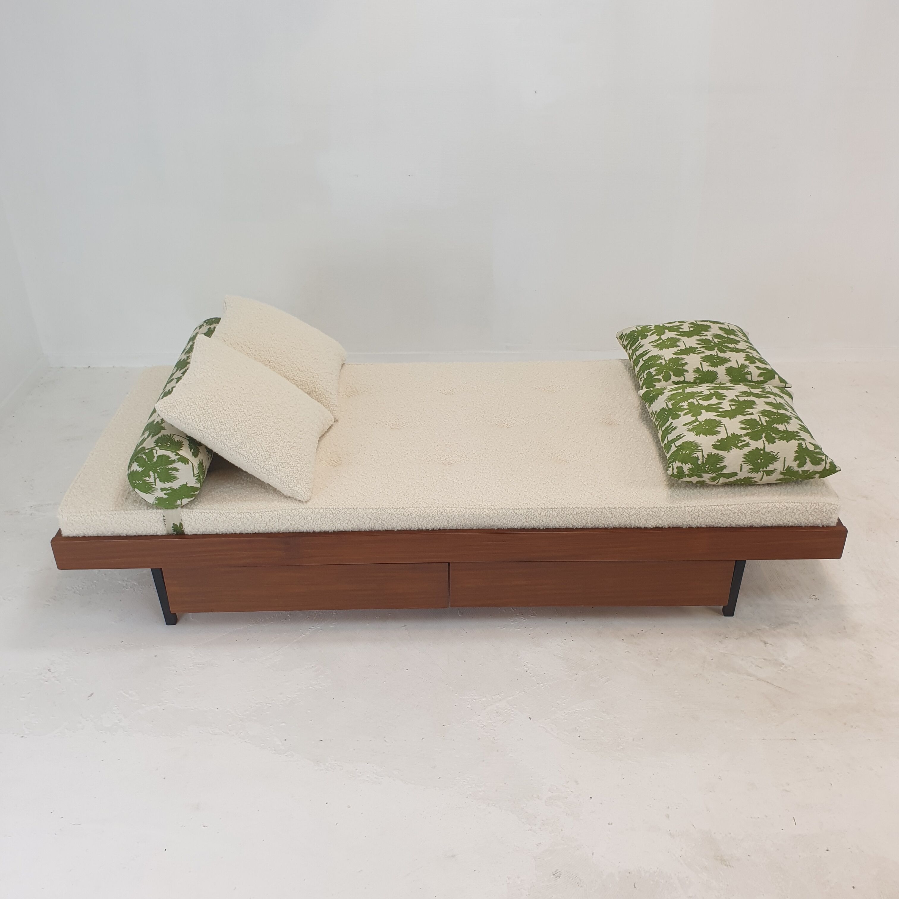 Daybed, 1960s