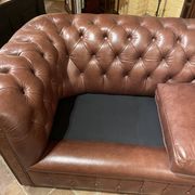 canapé chesterfield 3 places en cuir brun