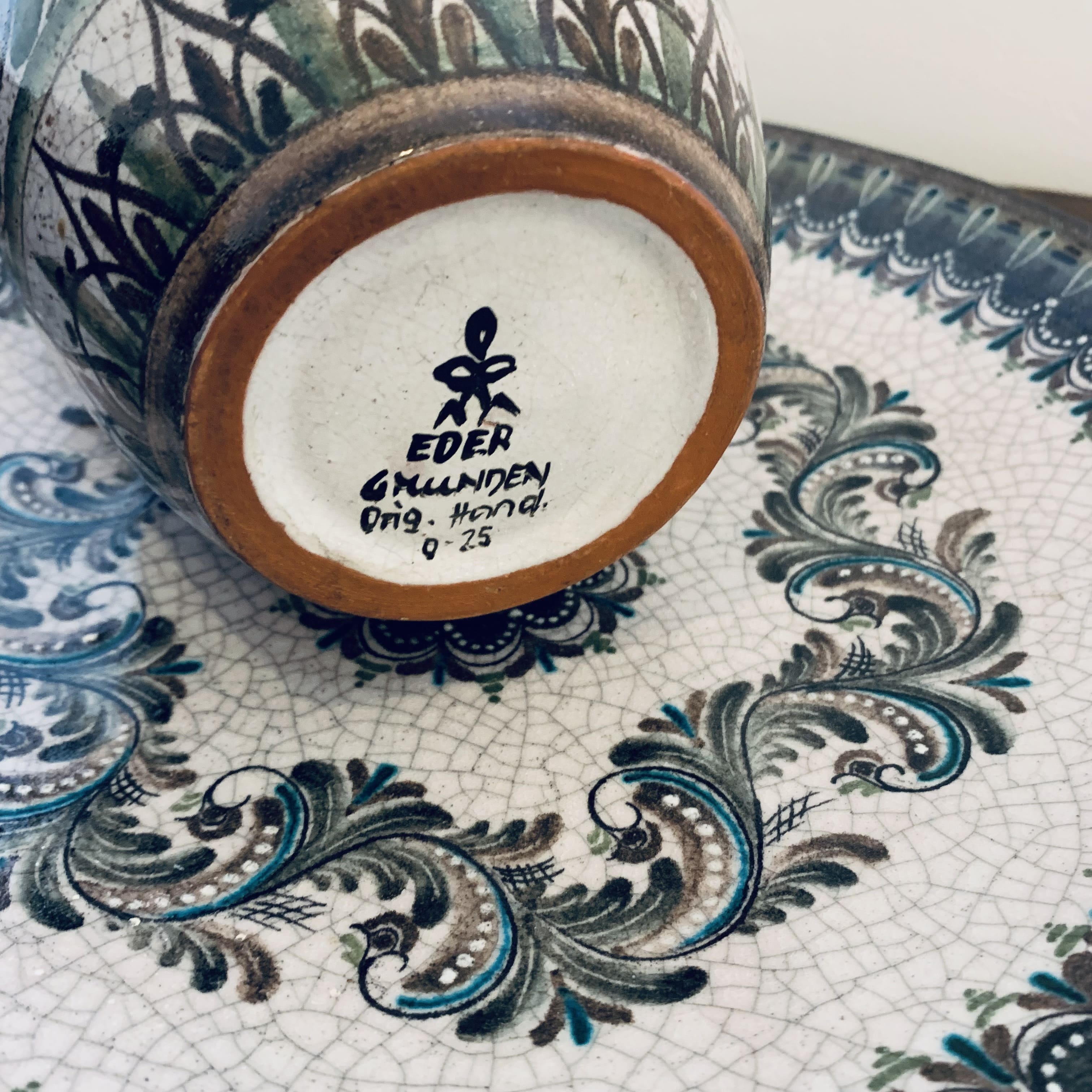 Ensemble vase et assiette