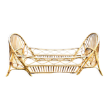 Rattan bed