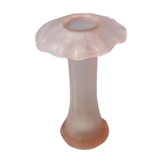 Mushroom-shaped vase in pink blown glass