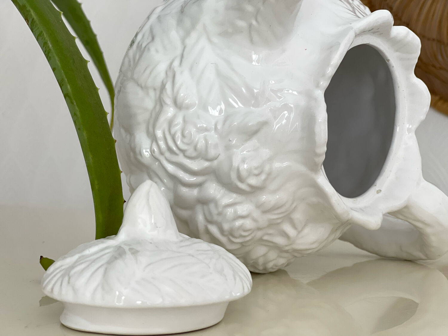 White slurry teapot