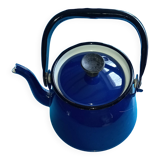 Vintage blue enamelled metal kettle - 1 litre approx. 12cm high (without handle)