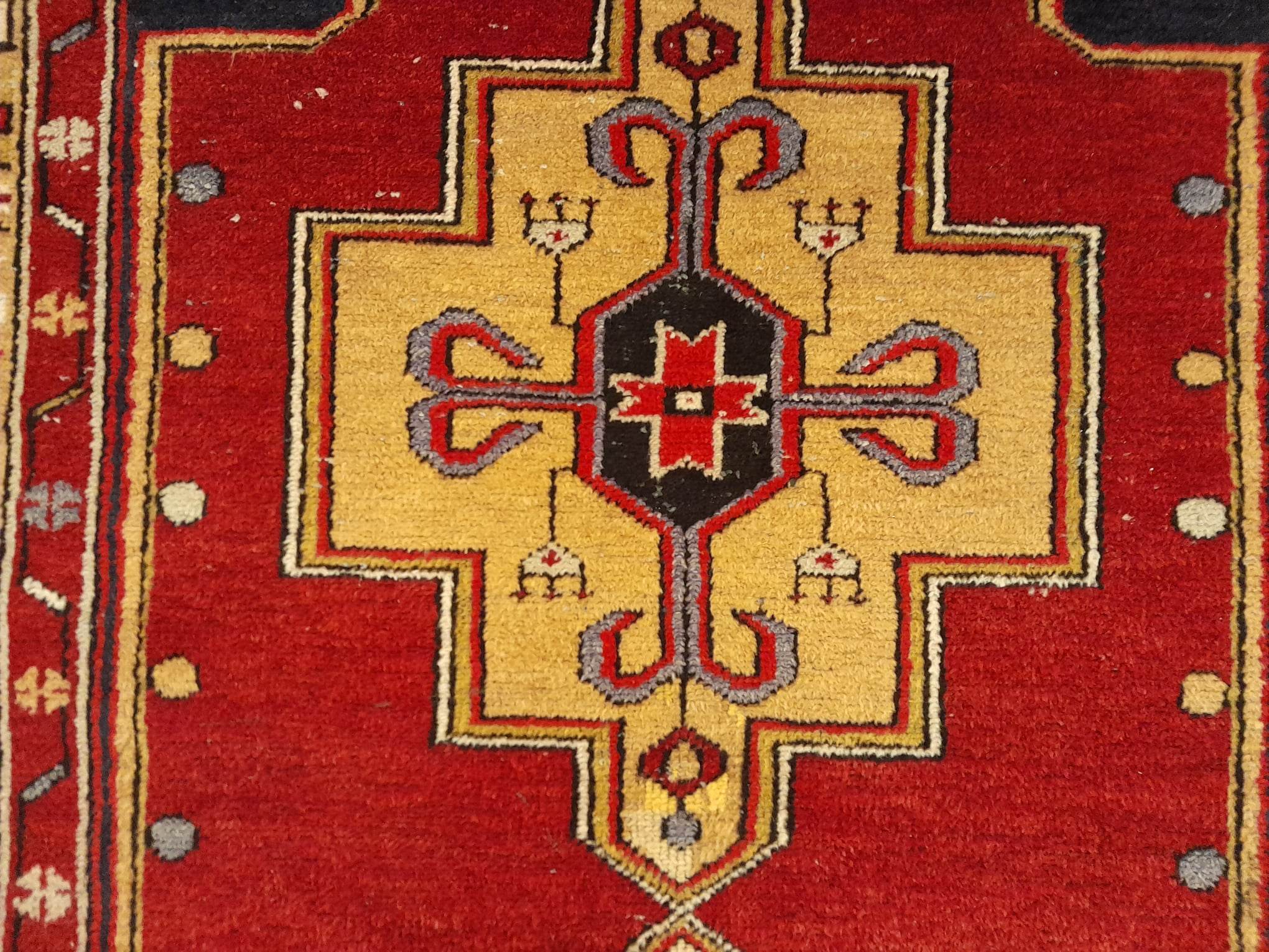 Anatolian Yahyahli rug 247x125cm