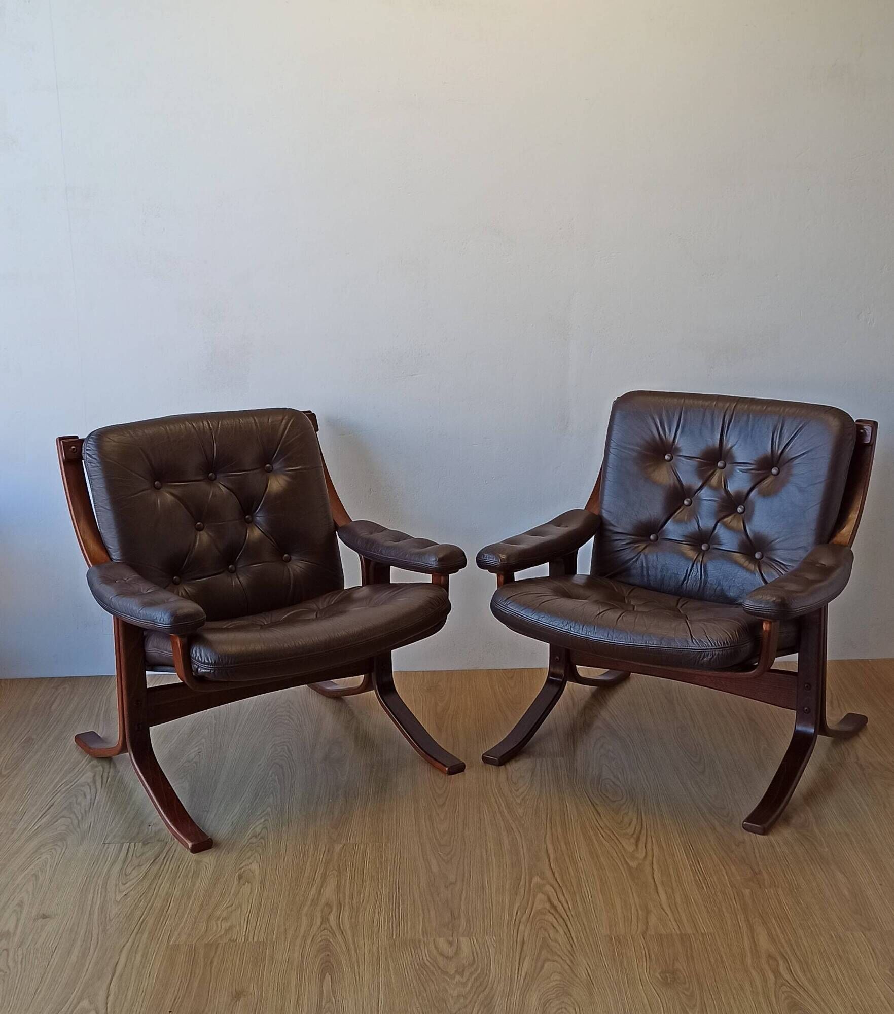 Norwegian Easy Chairs in Leather by Jon Hjortdal, Velledalen. Set of 2.