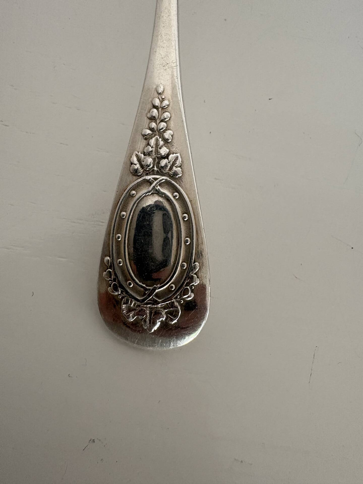Cuillère, saupoudreuse en argent