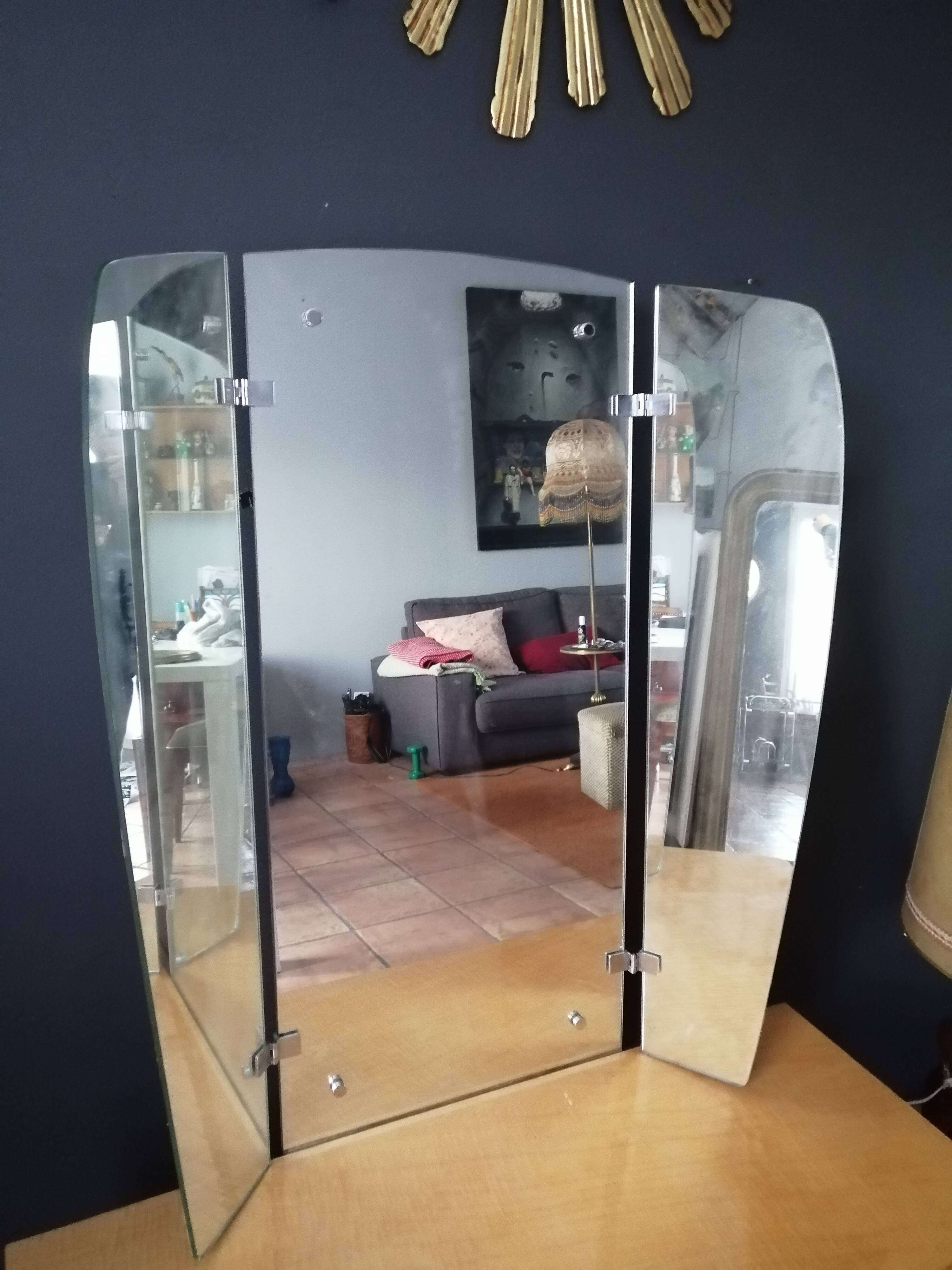 Dressing table of the 50