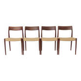 Ensemble de 4 chaises Niels Møller Modèle 77 en teck foncé avec cordage danois des années 1950.