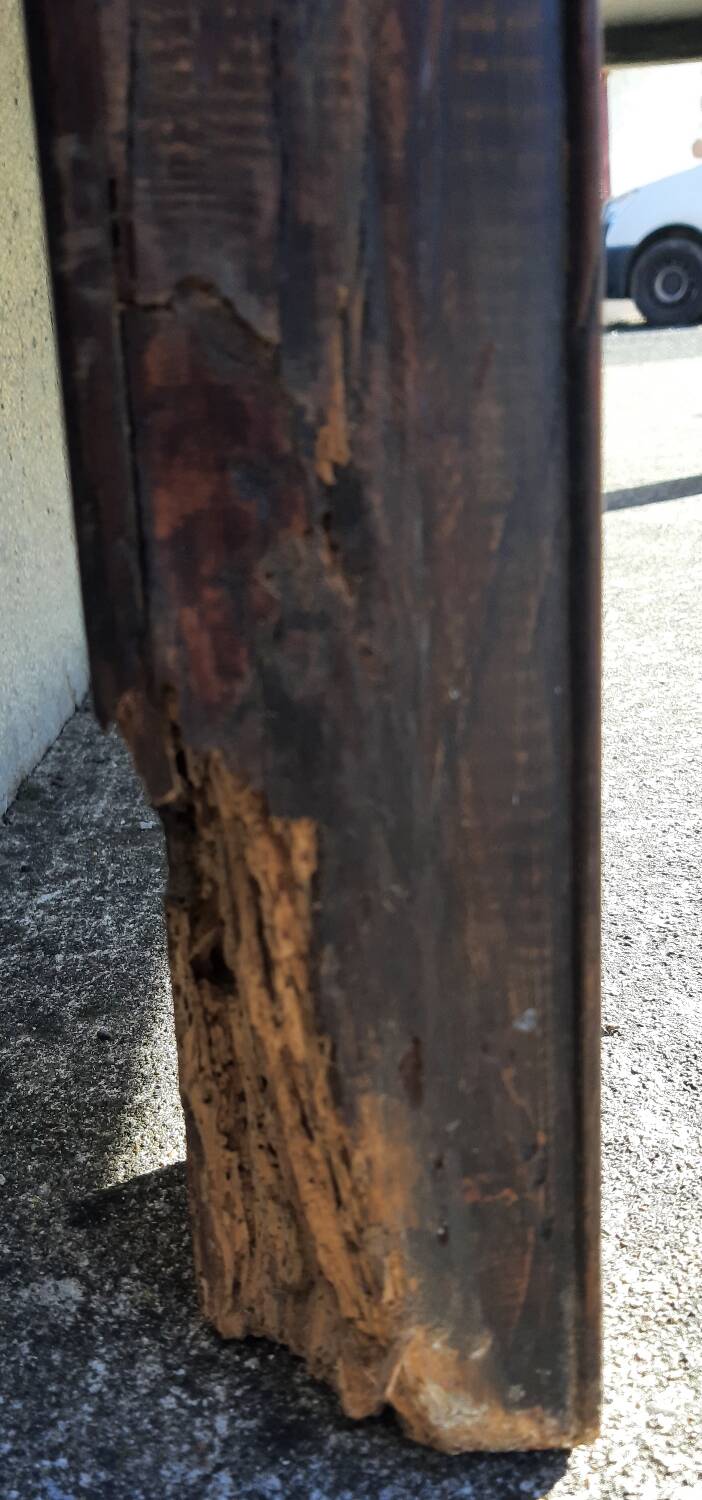 19th-century Chinese wardrobe (Height 2.6m)