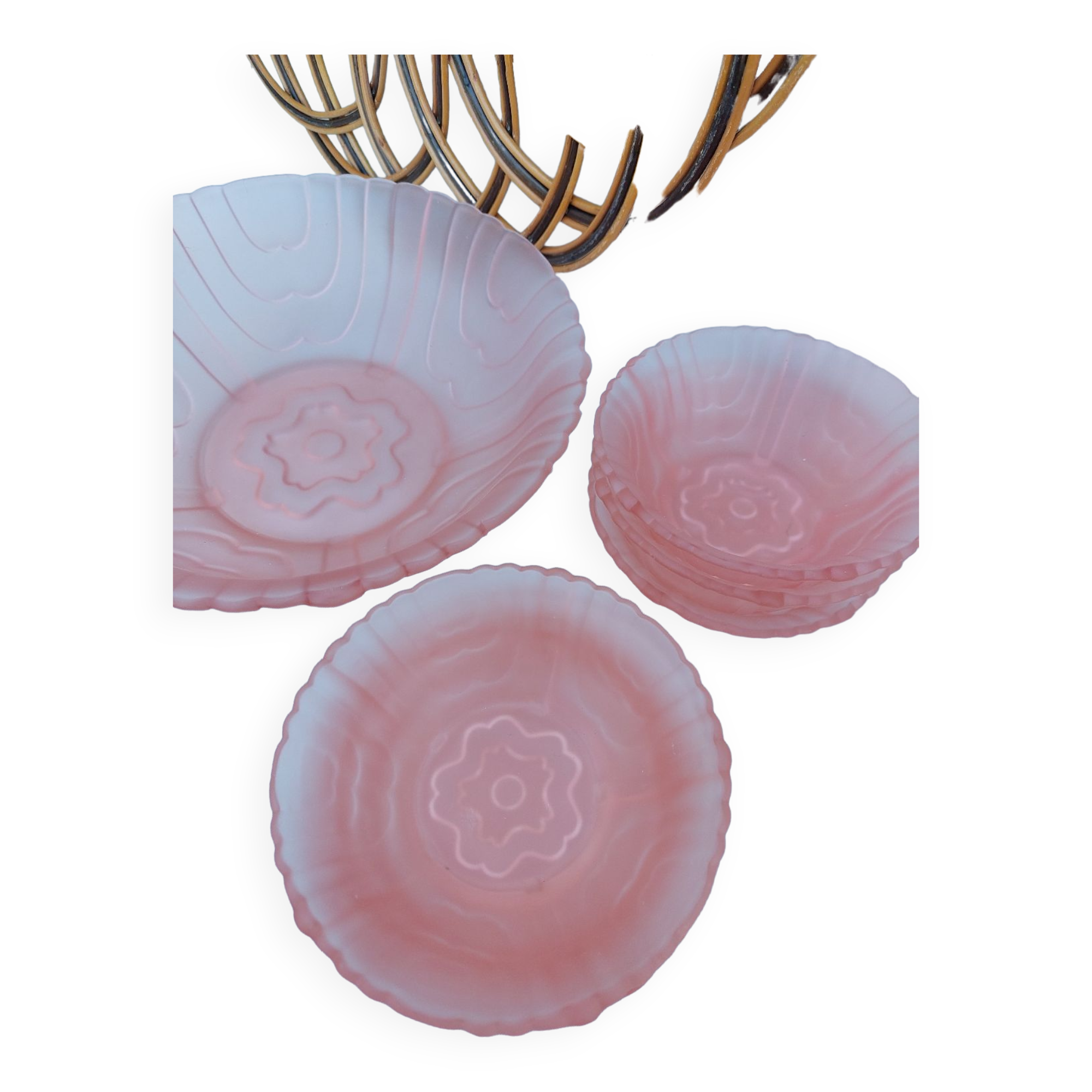 Ensemble de bols en verre dépoli rose