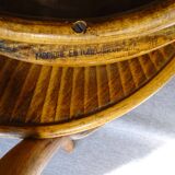 Set de 5 chaises N°18 , arceaux, Thonet 1930. assise bois.