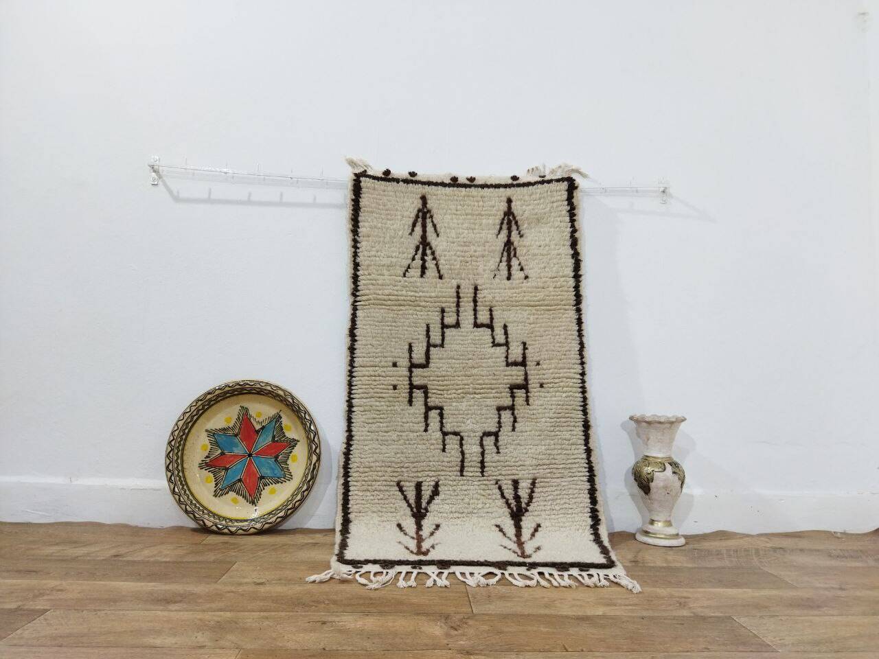 Handmade wool Berber rug 133x70 cm