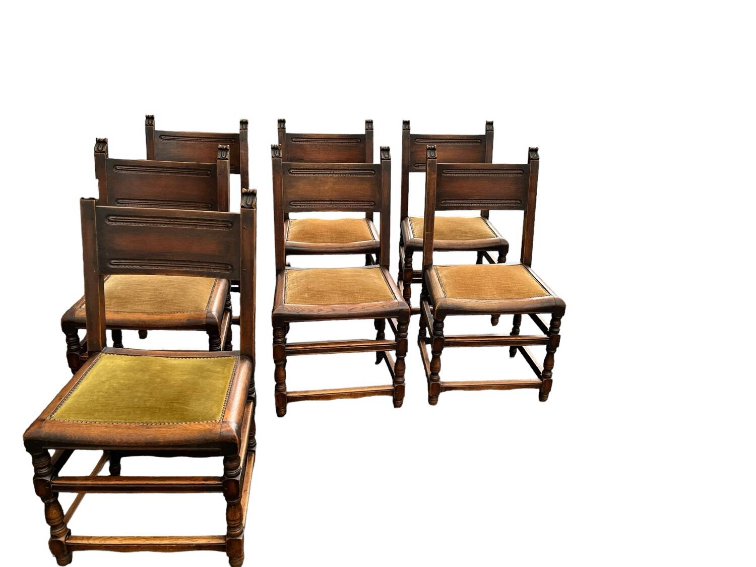 Set of 7 Spanish Renaissance chairs