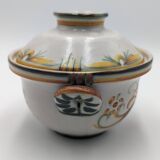 Covered earthenware pot