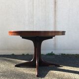 Round table