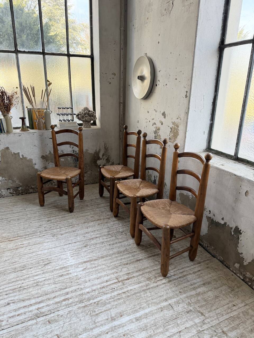 Set of 4 oak and straw chairs Dudouyt 1940