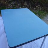 Table in blue formica with extensions