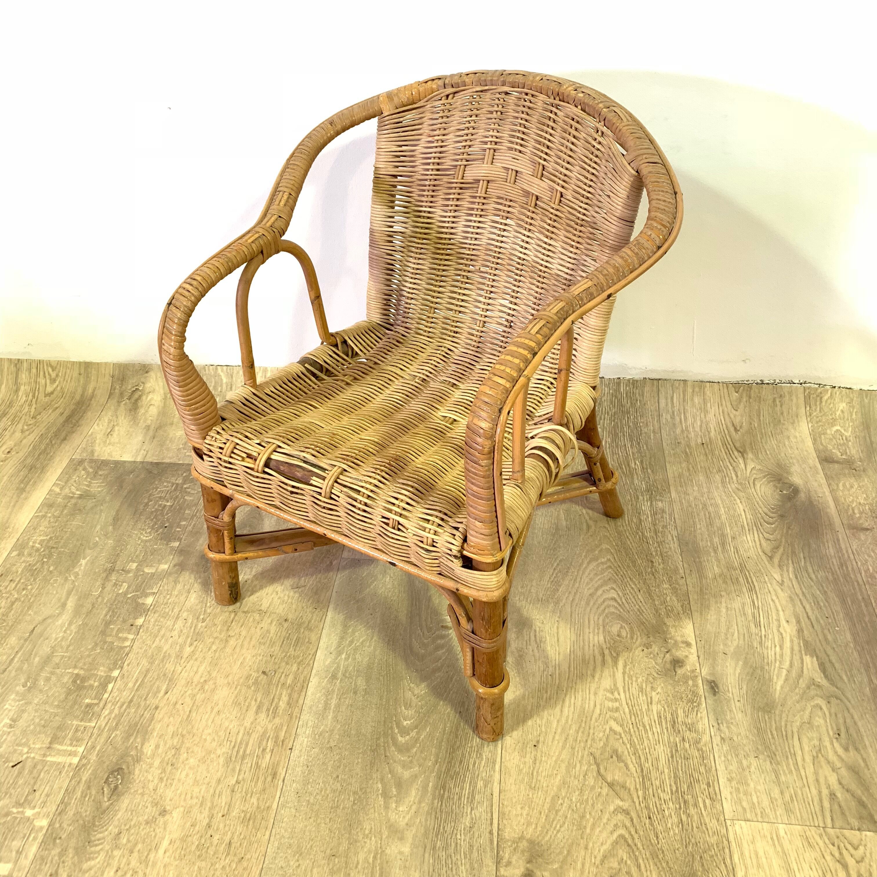 Rattan child desk and Chair