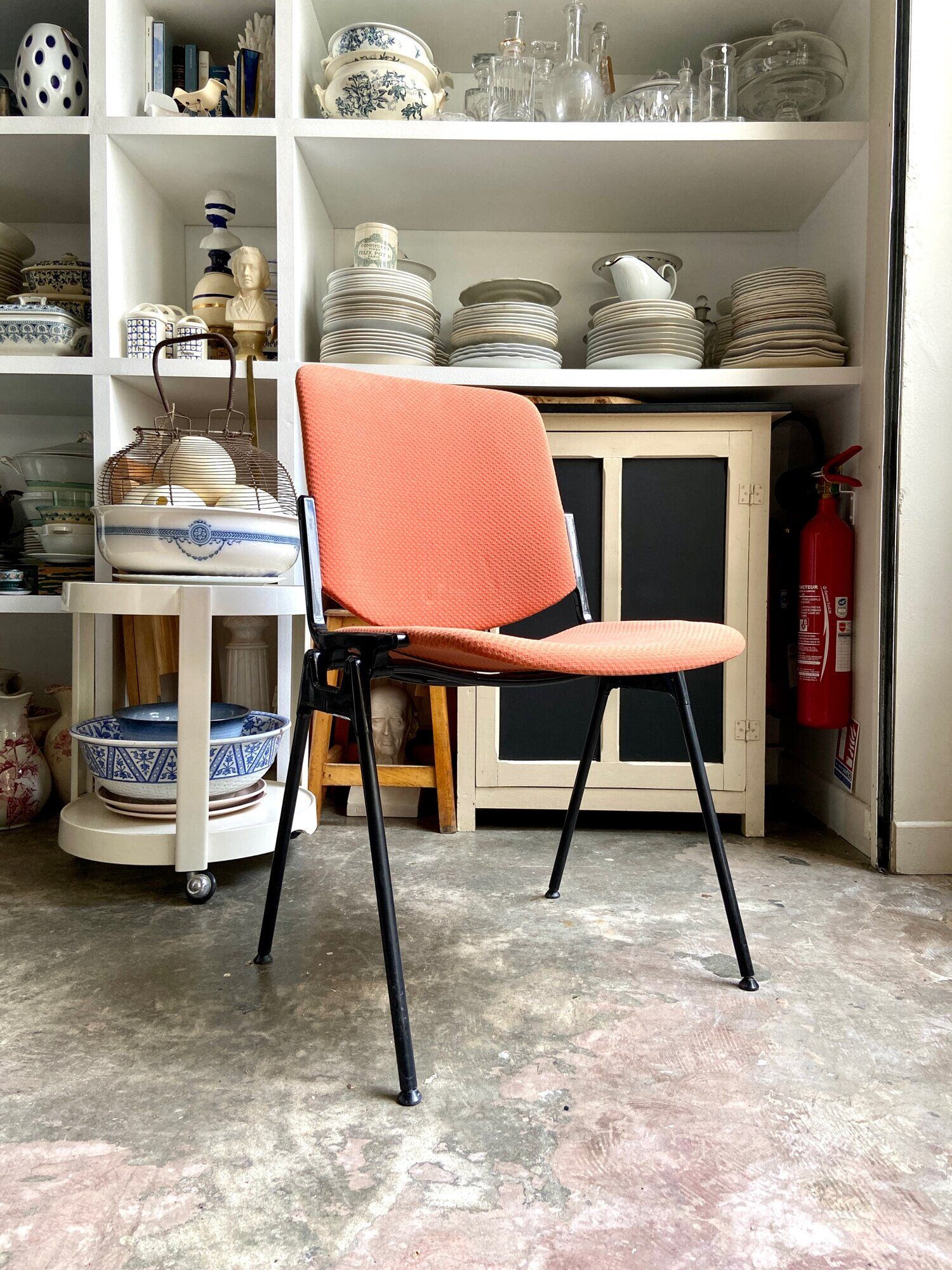 Peach cotton and black metal chair, 1960s
